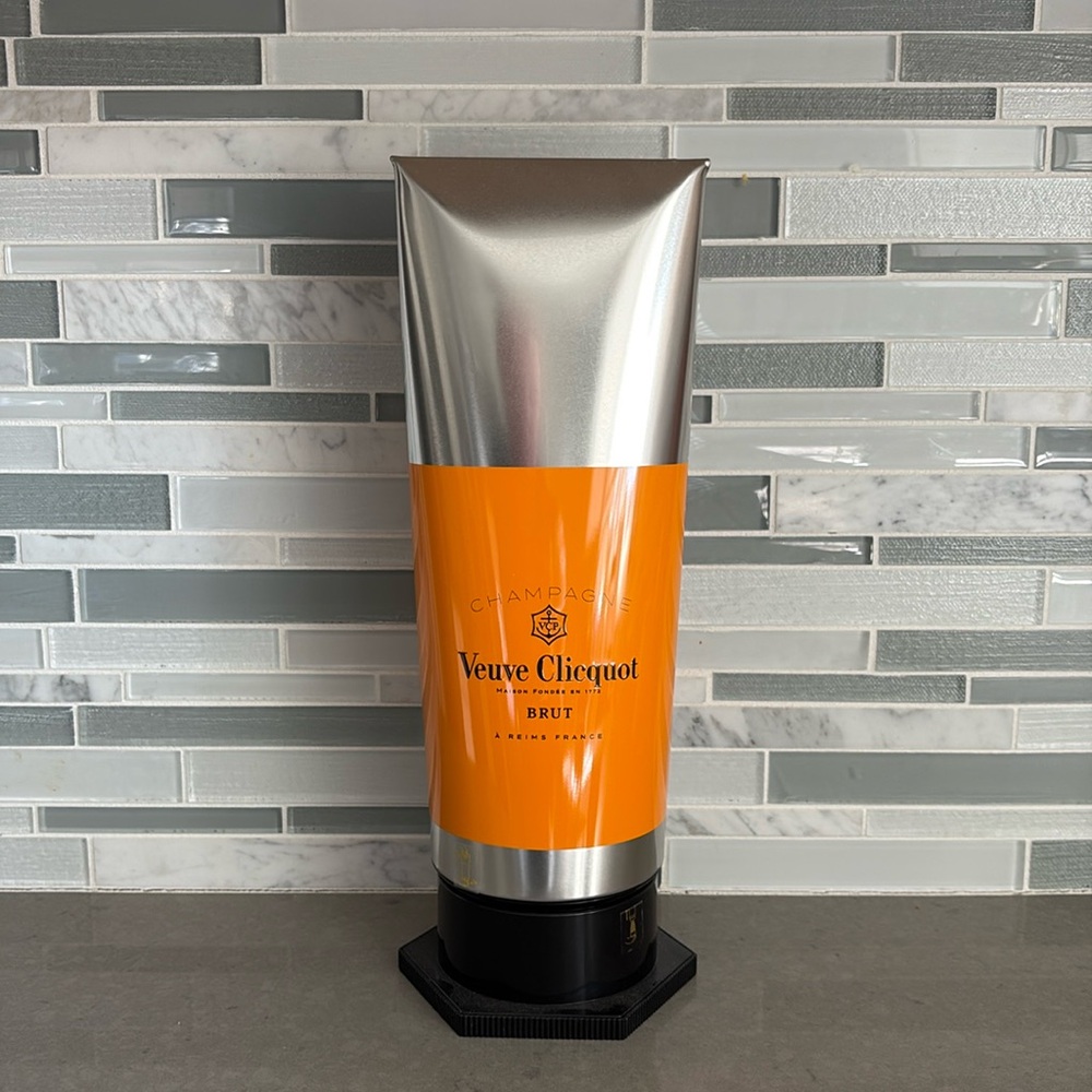 Veuve Clicquot Holder